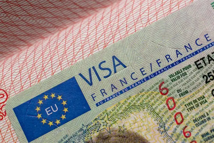 Visto francês em um passaporte